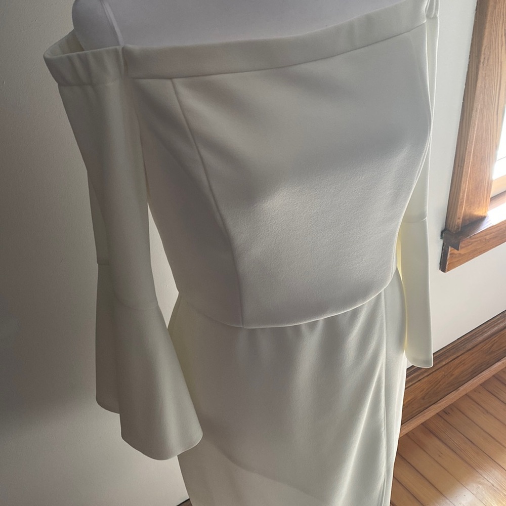 NWT! ABS Allen Schwartz! Medium! White! Dress! Off the shoulder